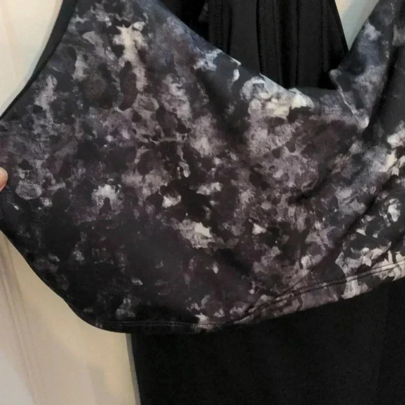 Nike Swim Women Sports Bra and Mesh - Picture 2 of 7